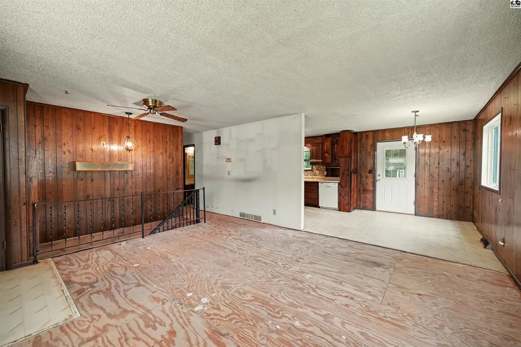 110 S Maud Street Marquette KS 67464