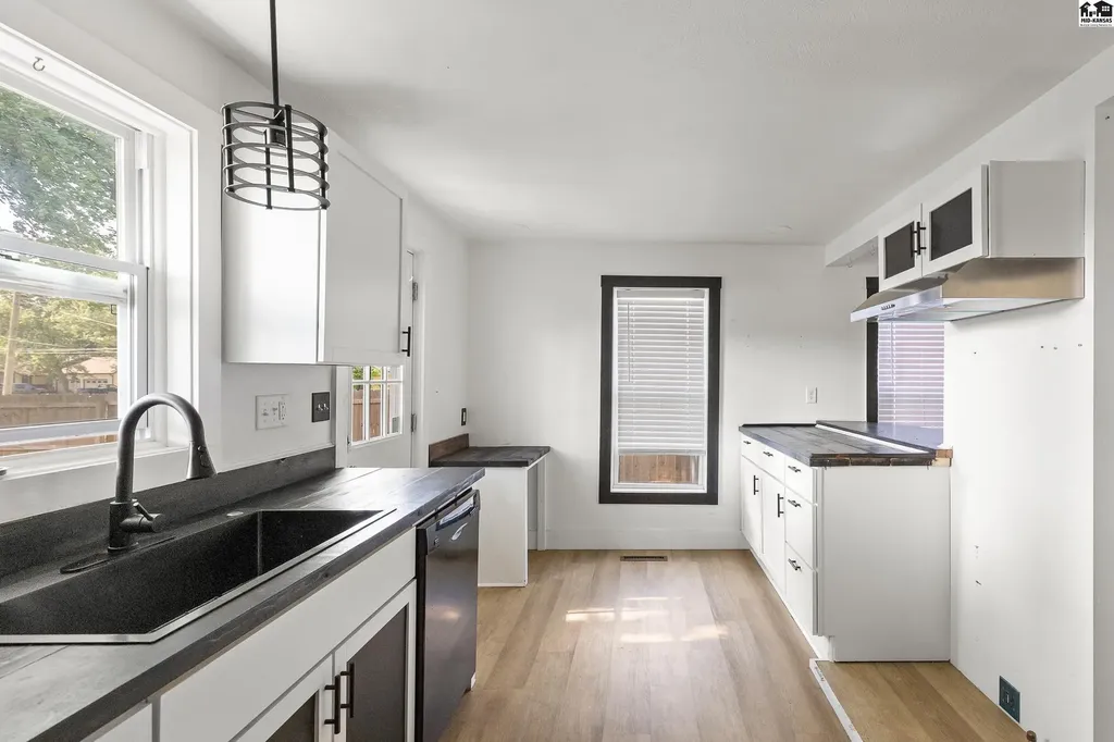 217 N Emporia Street Haven KS 67543