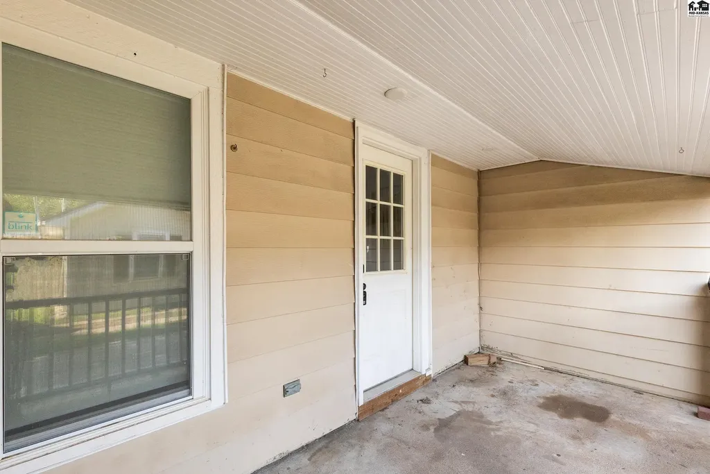 217 N Emporia Street Haven KS 67543