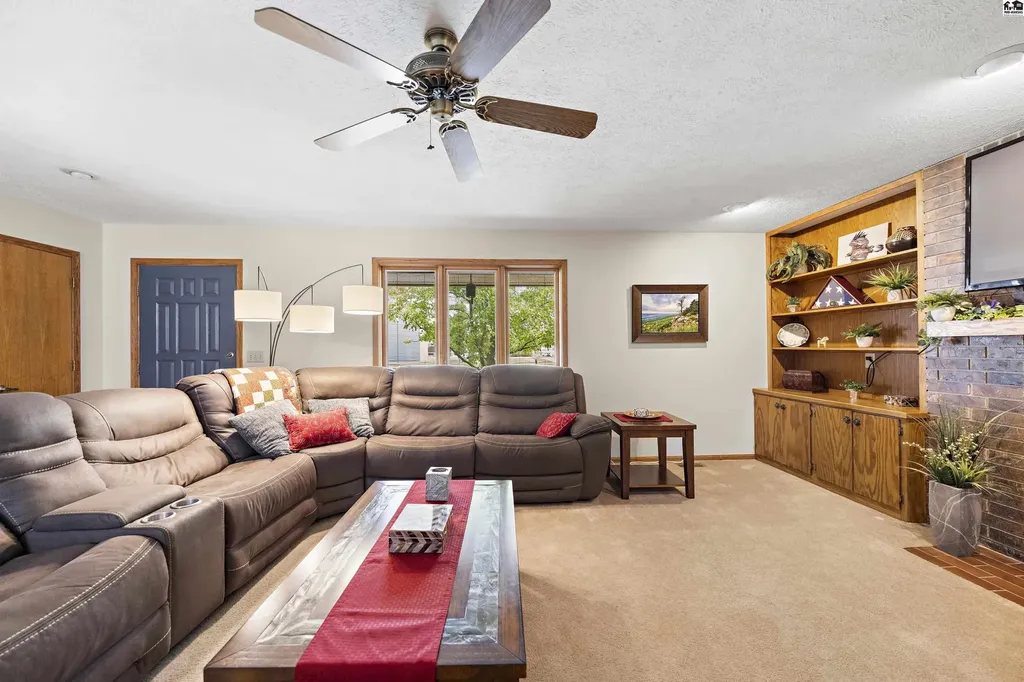1310 Wheatland Drive Hutchinson KS 67502
