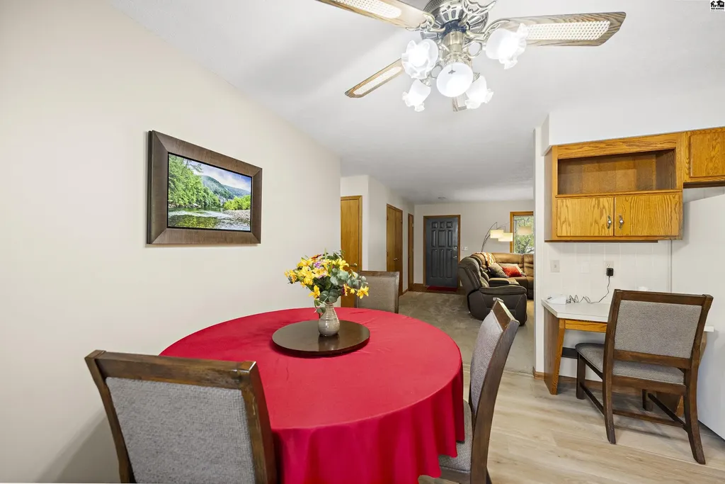 1310 Wheatland Drive Hutchinson KS 67502