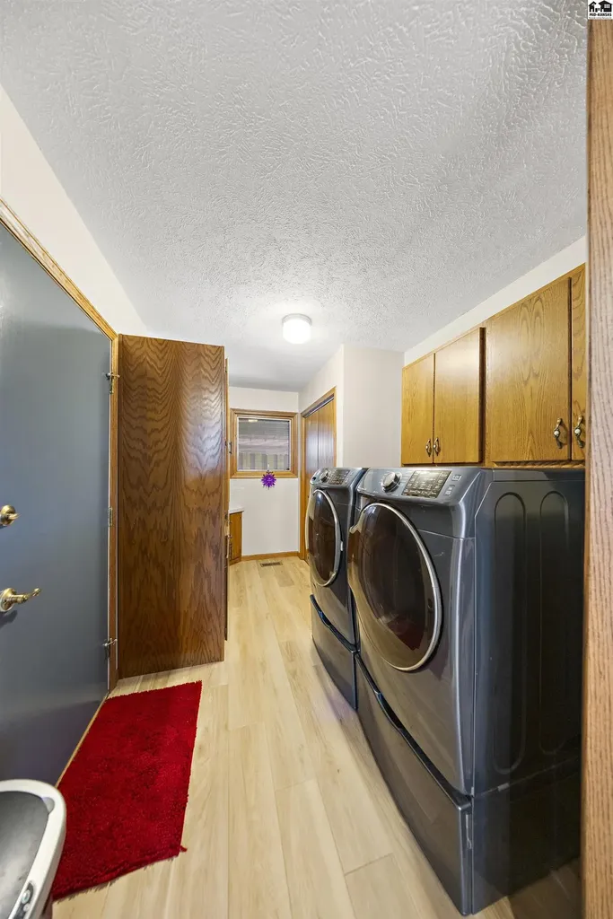 1310 Wheatland Drive Hutchinson KS 67502