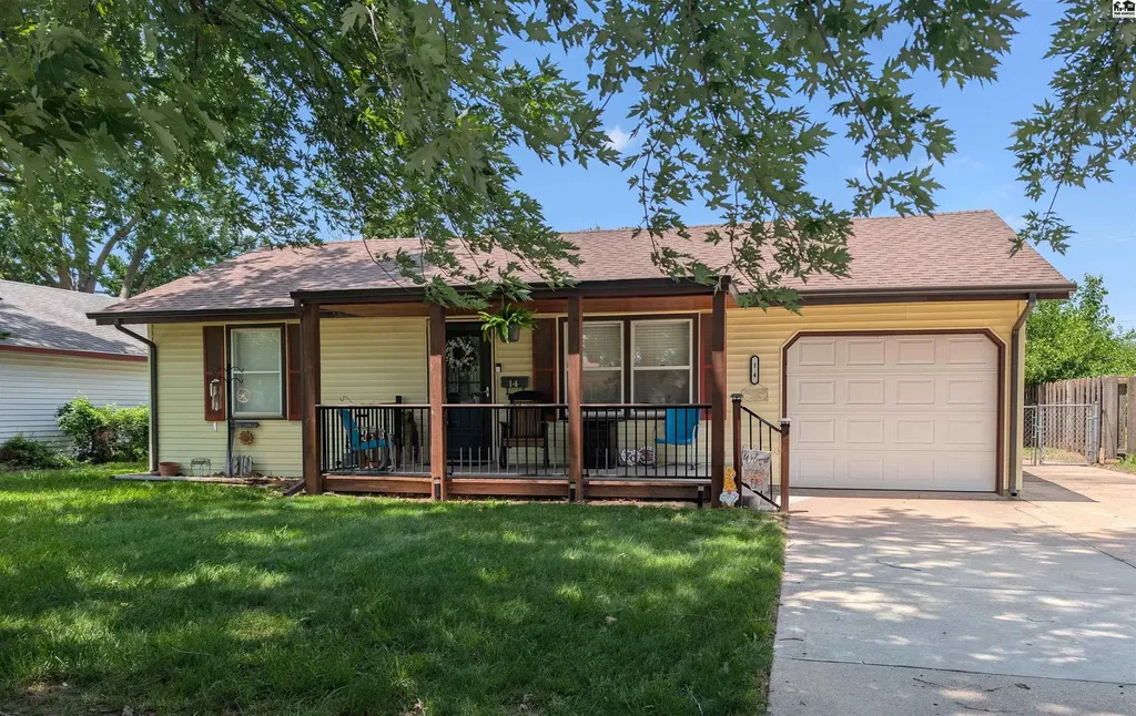 14 S Swarens Street Hutchinson KS 67502