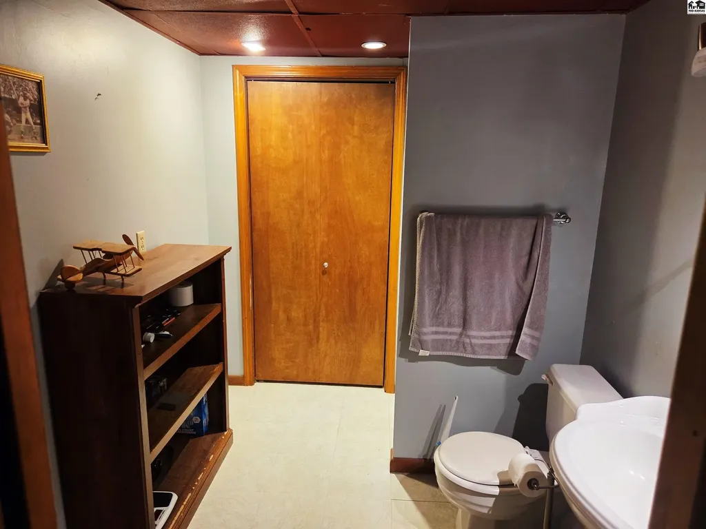 1000 Lorna Lane Newton KS 67114