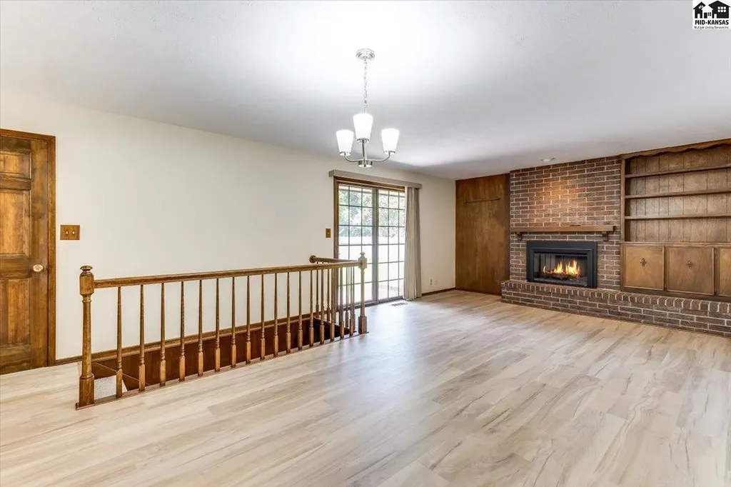 2402 Kipling Place Hutchinson KS 67502