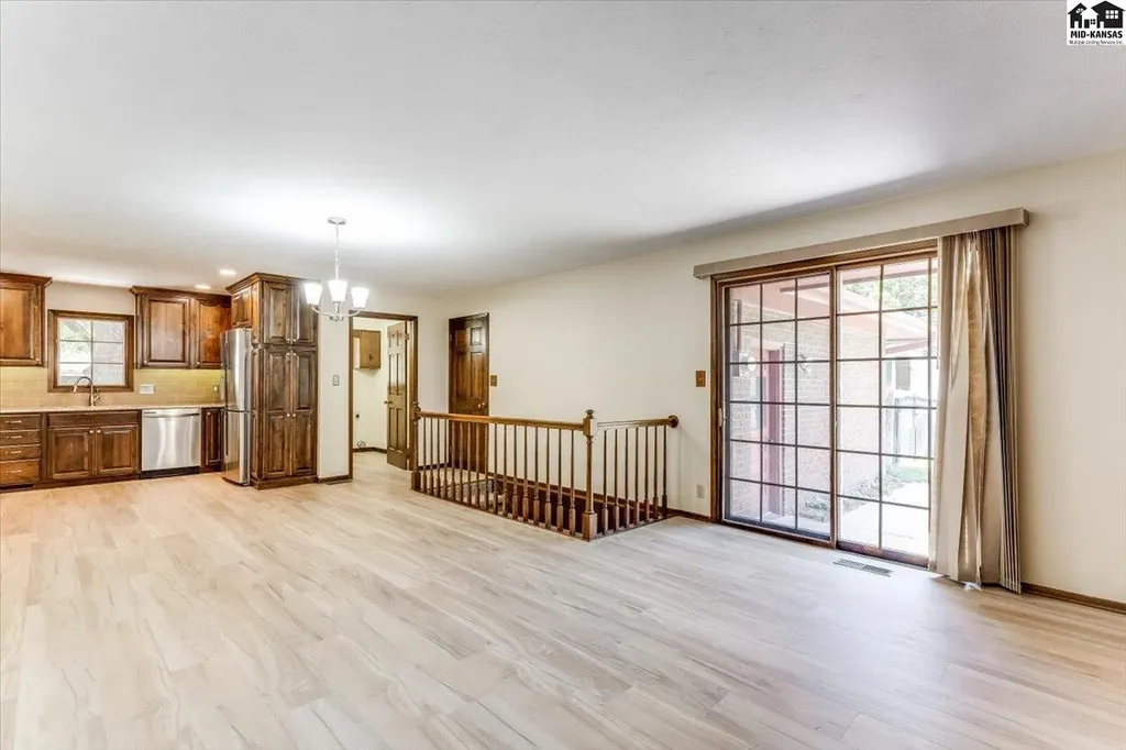 2402 Kipling Place Hutchinson KS 67502