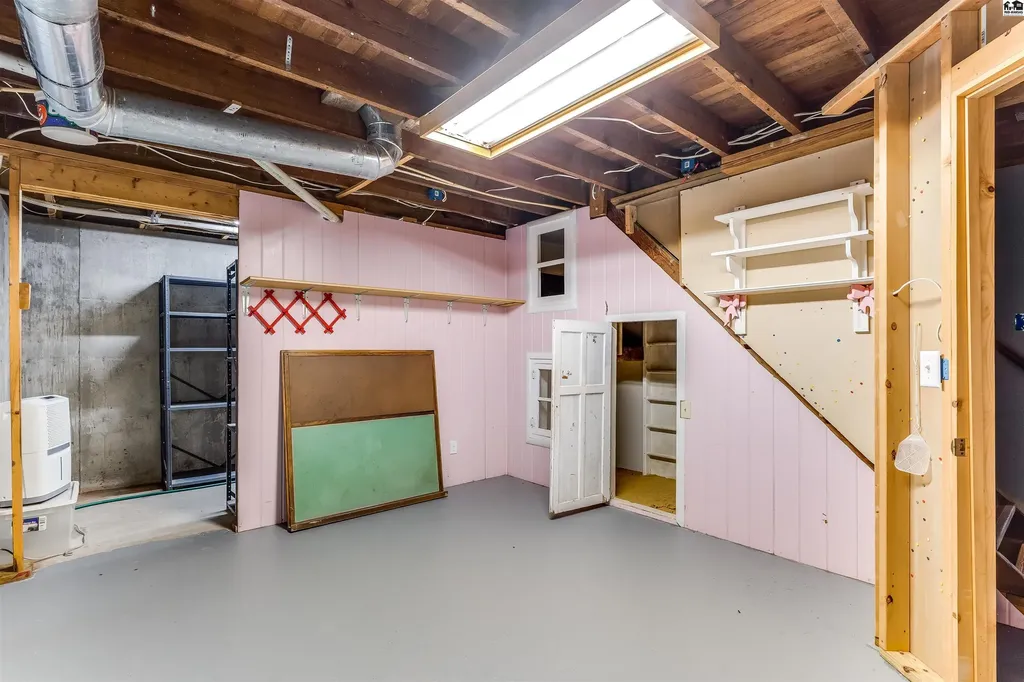 13113 S Victory Road Haven KS 67543