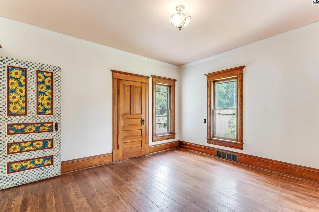 13113 S Victory Road Haven KS 67543