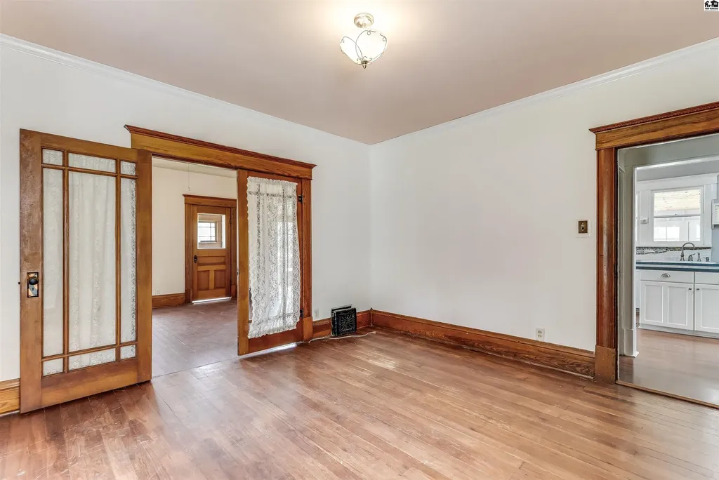 13113 S Victory Road Haven KS 67543