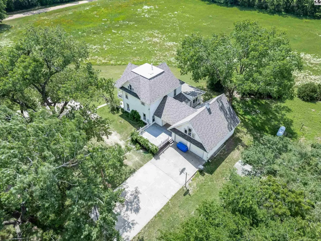 13113 S Victory Road Haven KS 67543