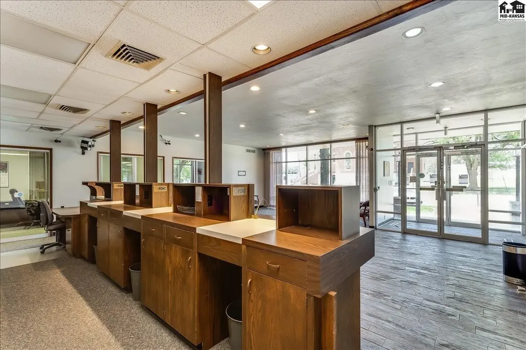 116 S Lincoln Arlington KS 67514
