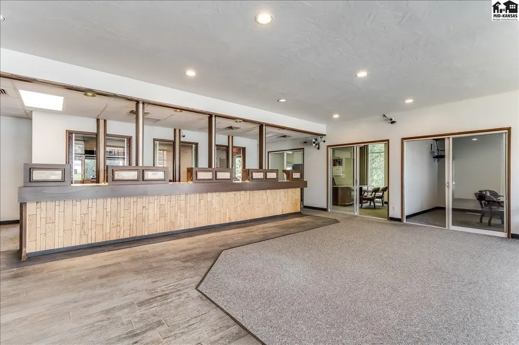 116 S Lincoln Arlington KS 67514