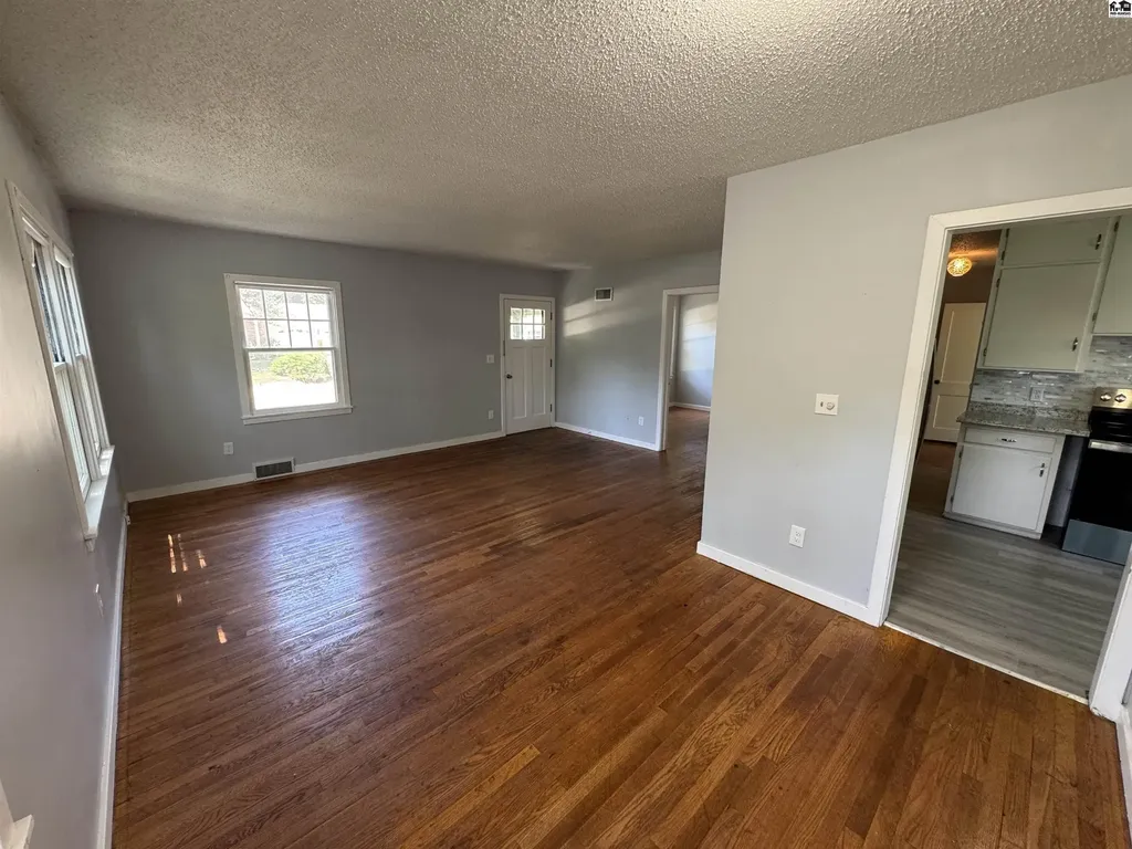 426 N Olivette Mcpherson KS 67460
