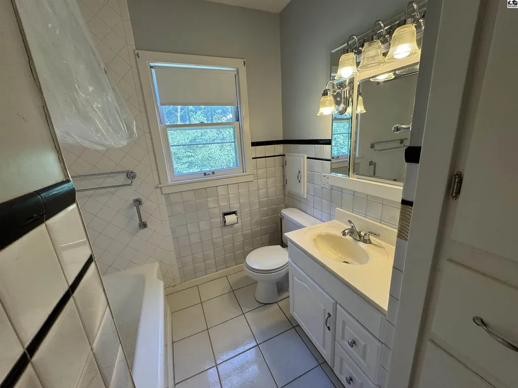 426 N Olivette Mcpherson KS 67460
