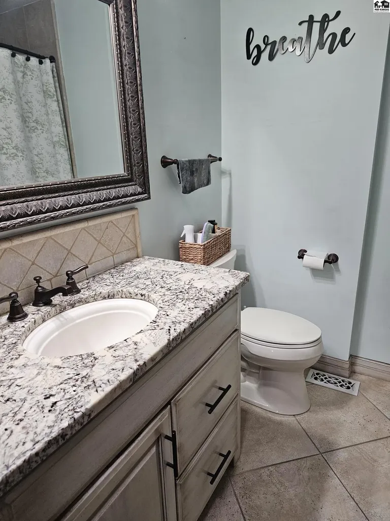 2503 Rambler Road Hutchinson KS 67502