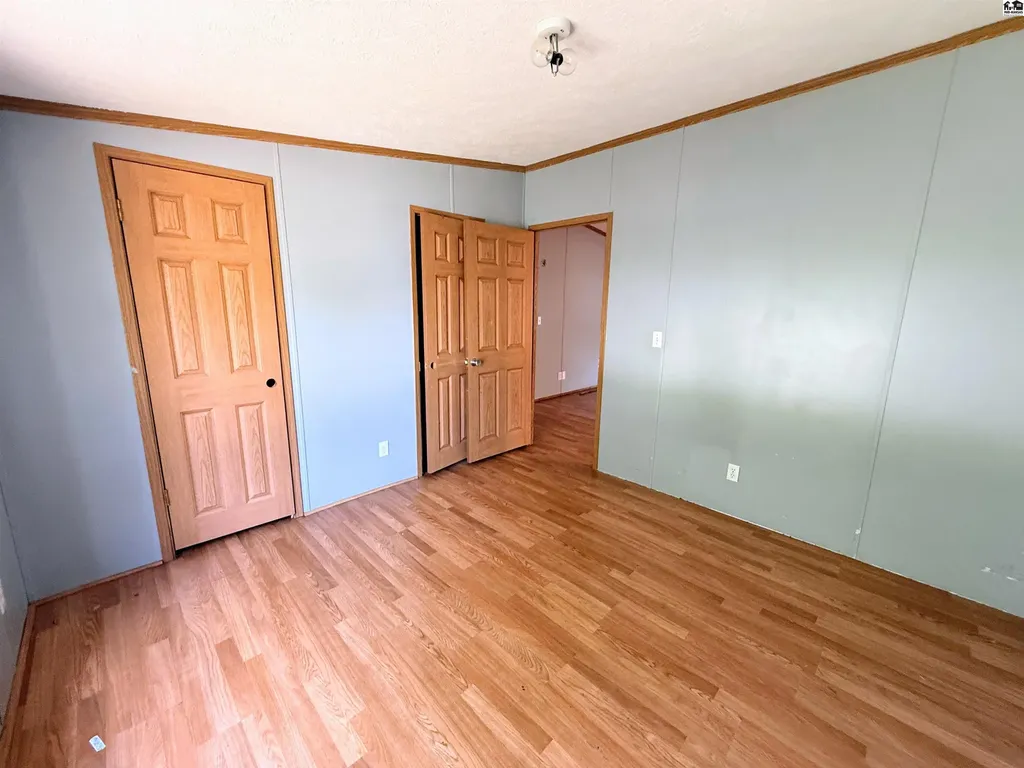 1329 S Maple Street Hutchinson KS 67501