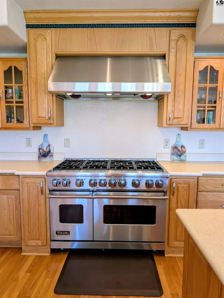1421 Pioneer Road Mcpherson KS 67460