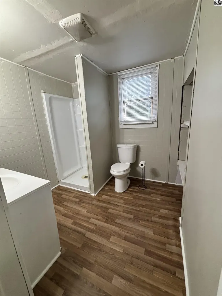 120 W 6th Avenue Hutchinson KS 67501