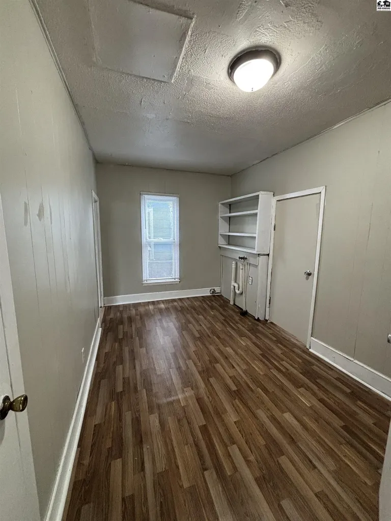 120 W 6th Avenue Hutchinson KS 67501