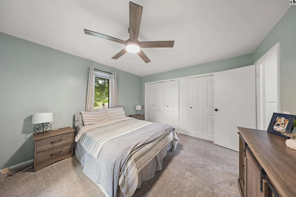 7108 N Madison Street Hutchinson KS 67502
