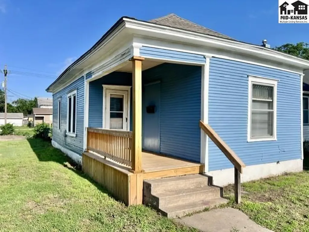 1125 N Monroe Street Hutchinson KS 67501
