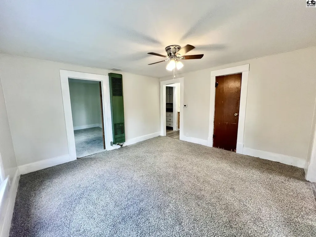 1125 N Monroe Street Hutchinson KS 67501