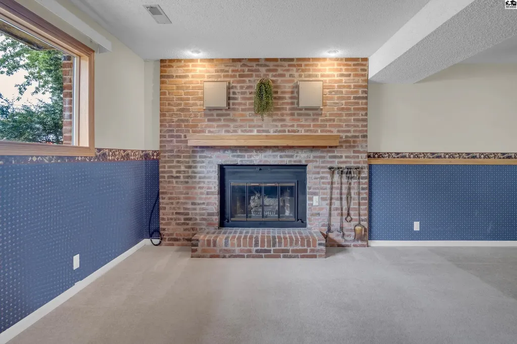 1320 Northglen Mcpherson KS 67460