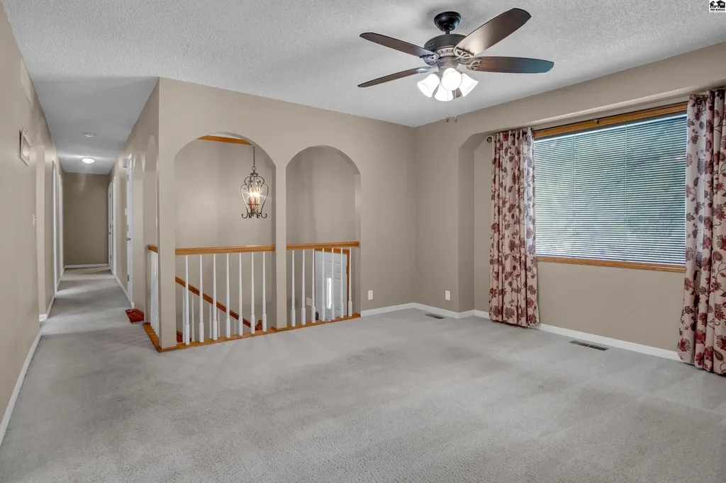 1320 Northglen Mcpherson KS 67460