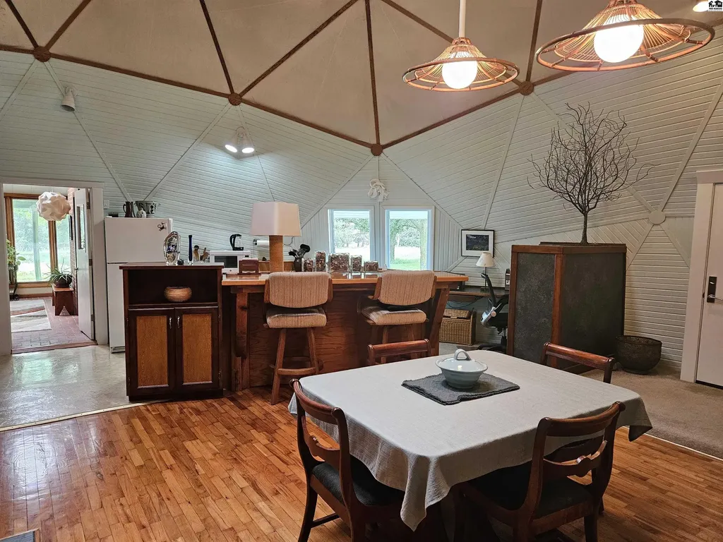 1049 4th Avenue Mcpherson KS 67460
