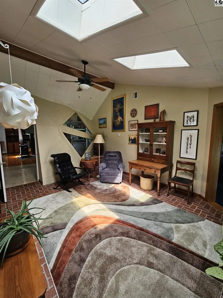 1049 4th Avenue Mcpherson KS 67460