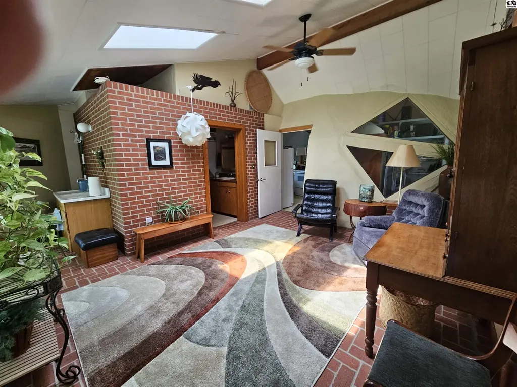 1049 4th Avenue Mcpherson KS 67460