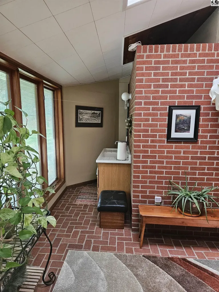 1049 4th Avenue Mcpherson KS 67460