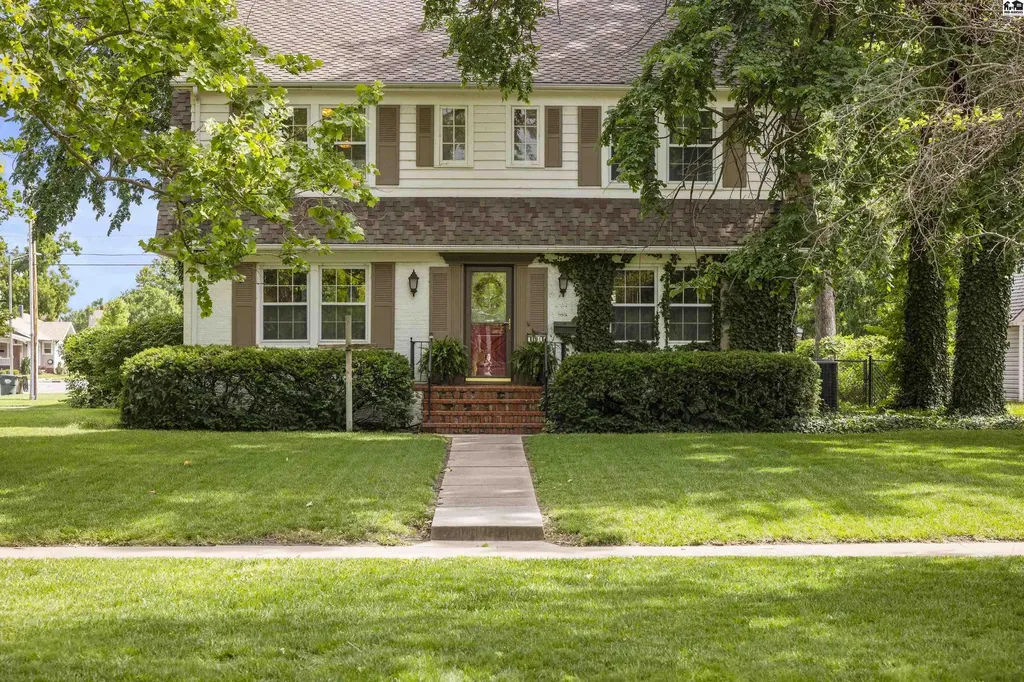 101 W 20th Avenue Hutchinson KS 67502