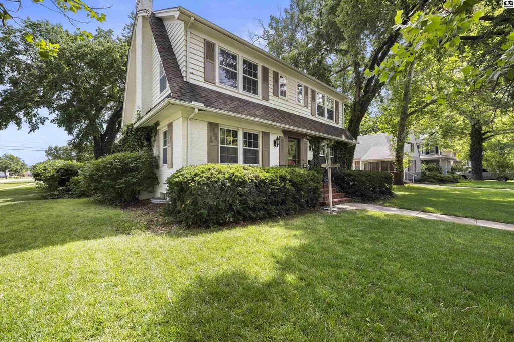 101 W 20th Avenue Hutchinson KS 67502