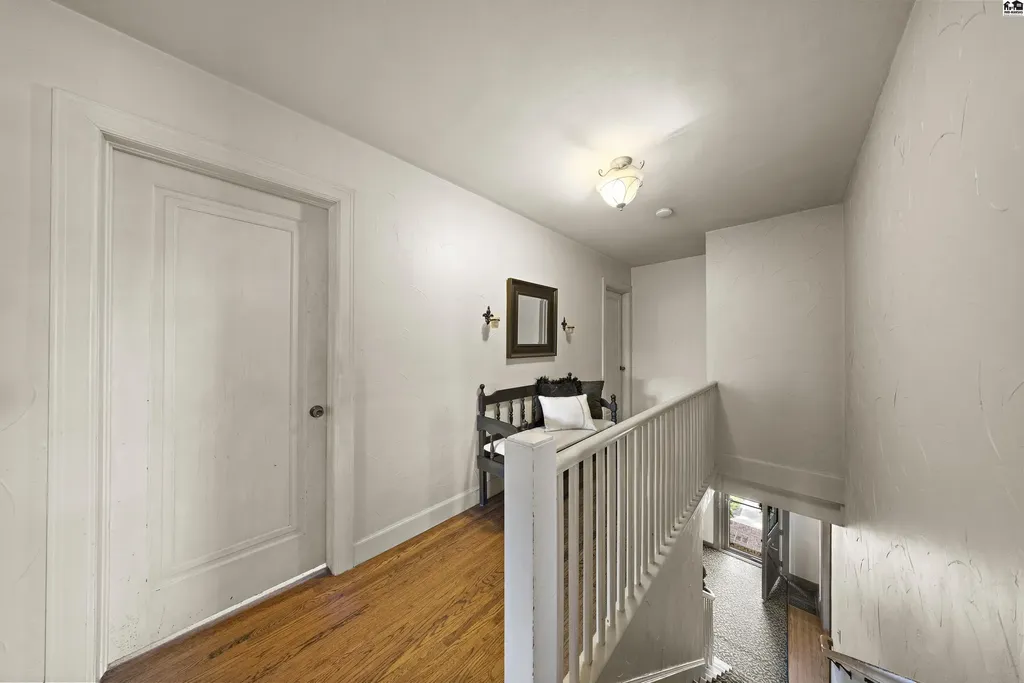 101 W 20th Avenue Hutchinson KS 67502
