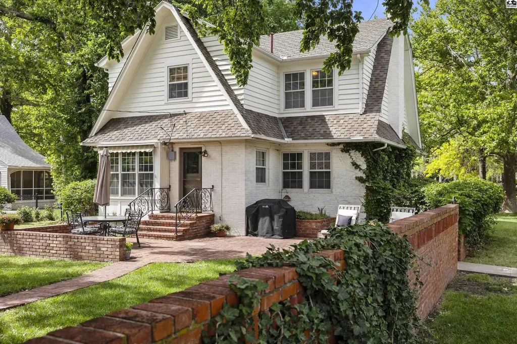 101 W 20th Avenue Hutchinson KS 67502