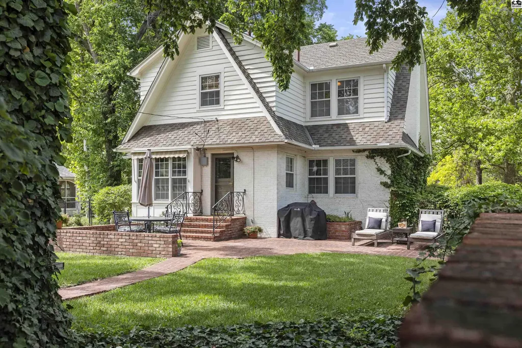 101 W 20th Avenue Hutchinson KS 67502