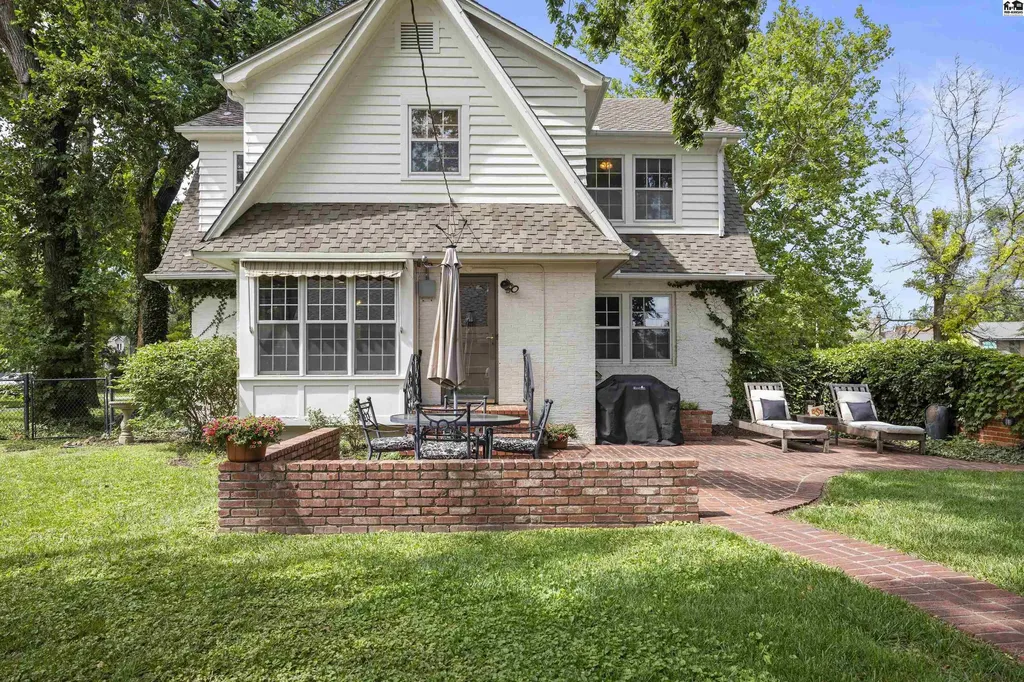 101 W 20th Avenue Hutchinson KS 67502
