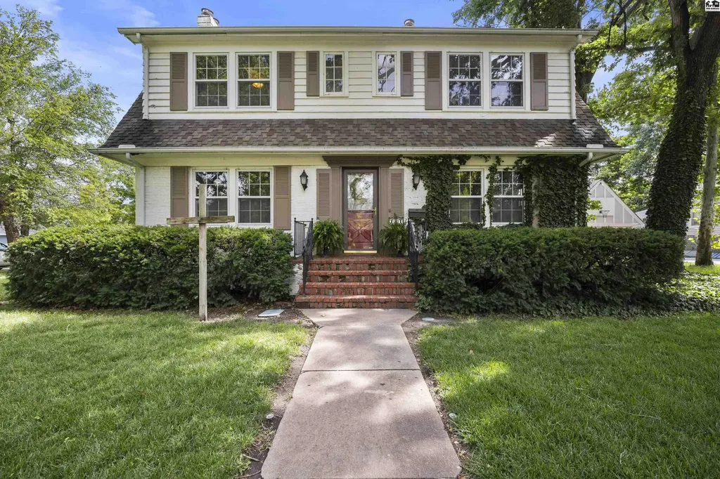 101 W 20th Avenue Hutchinson KS 67502