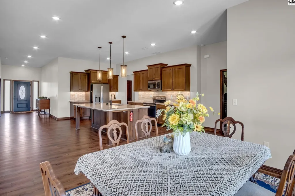 916 Veranda Creek Mcpherson KS 67460