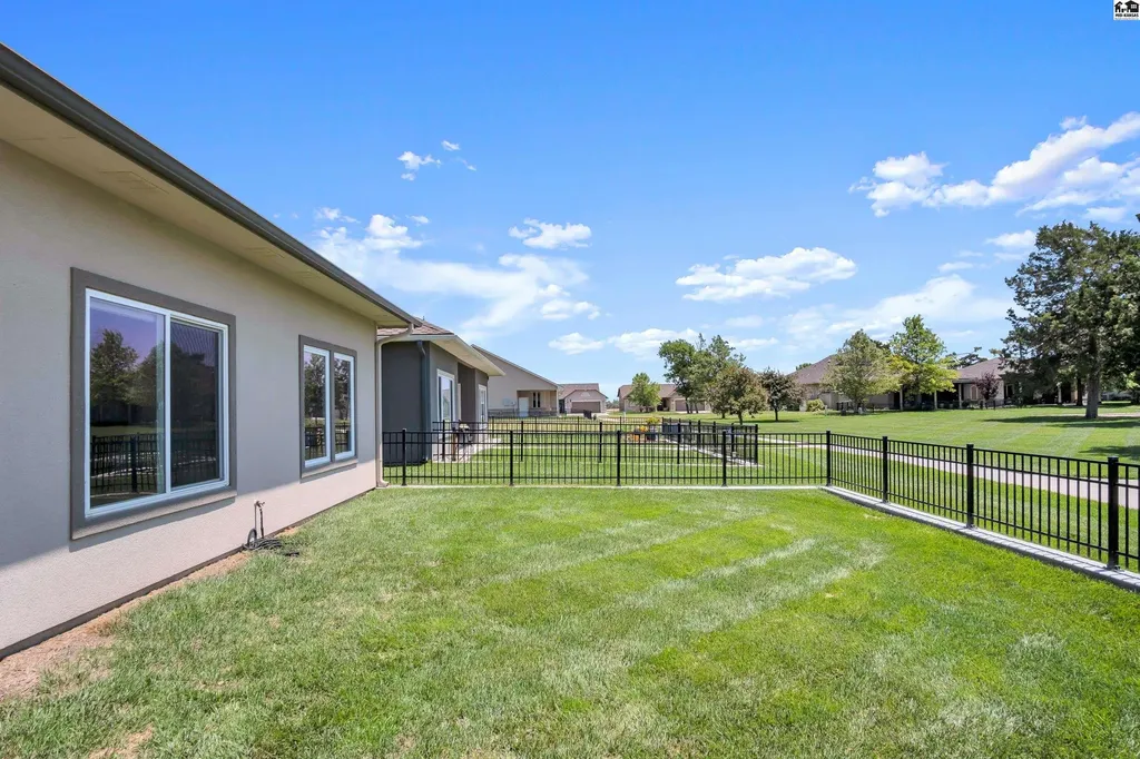 916 Veranda Creek Mcpherson KS 67460