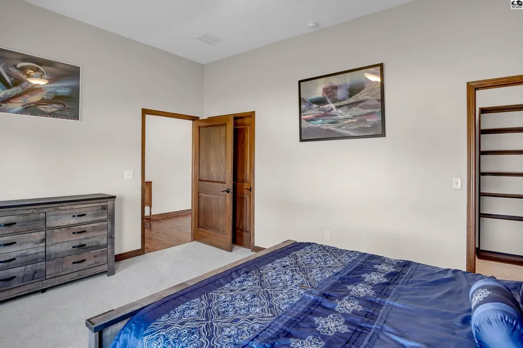 916 Veranda Creek Mcpherson KS 67460