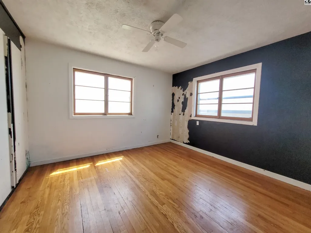 2122 Madison Street Great Bend KS 67530