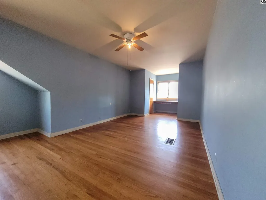 2122 Madison Street Great Bend KS 67530