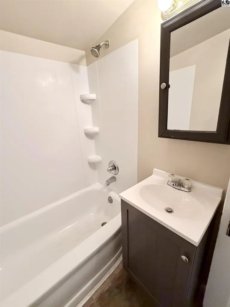 514- 514.5 Eshelman Mcpherson KS 67460