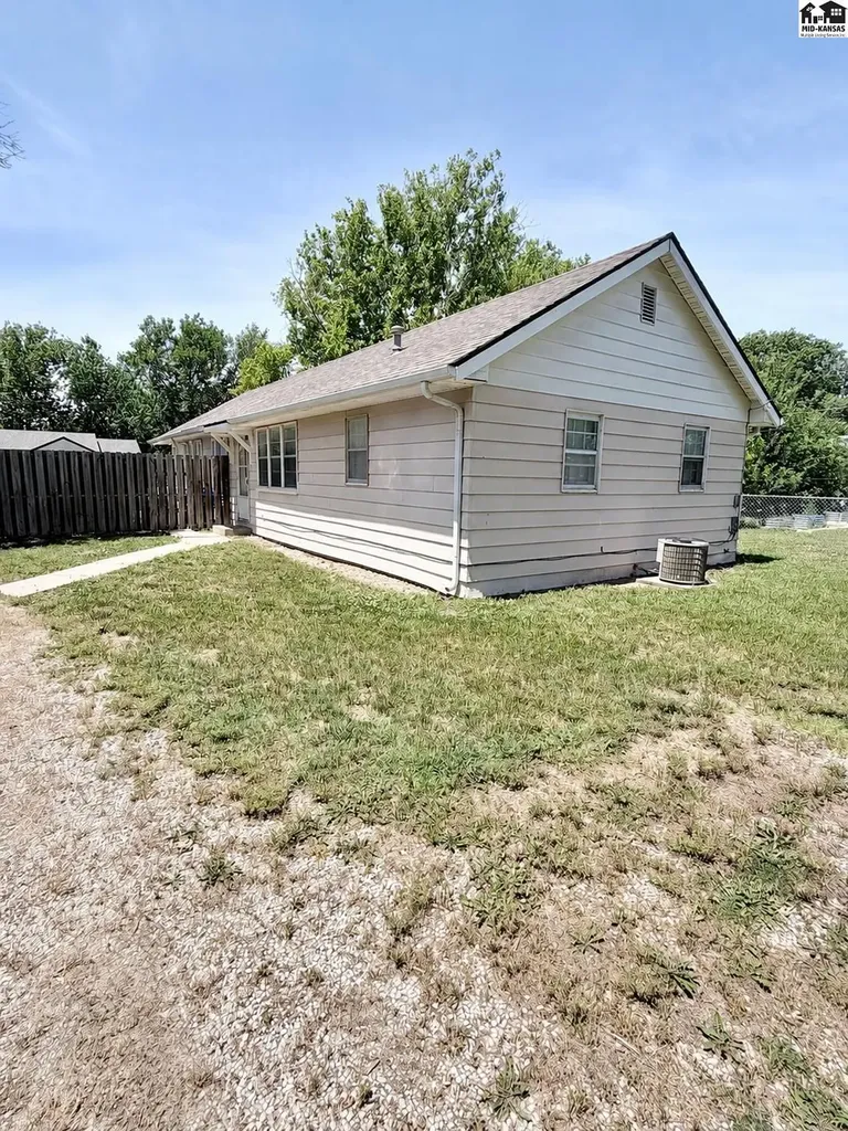 514- 514.5 Eshelman Mcpherson KS 67460