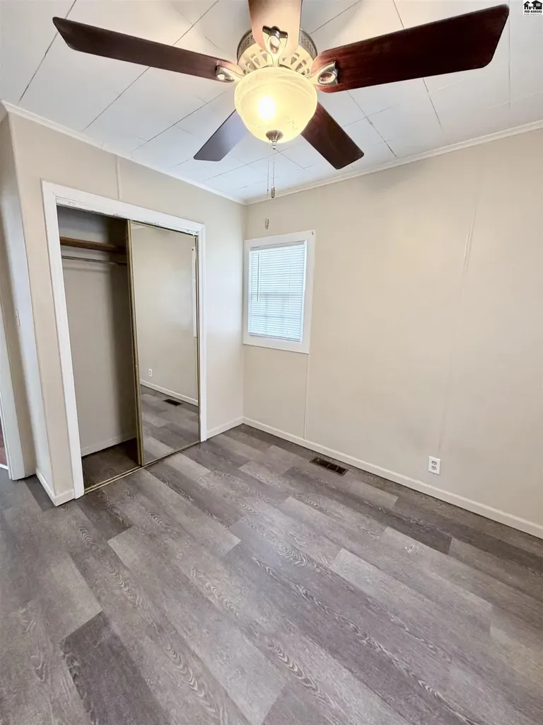 514- 514.5 Eshelman Mcpherson KS 67460