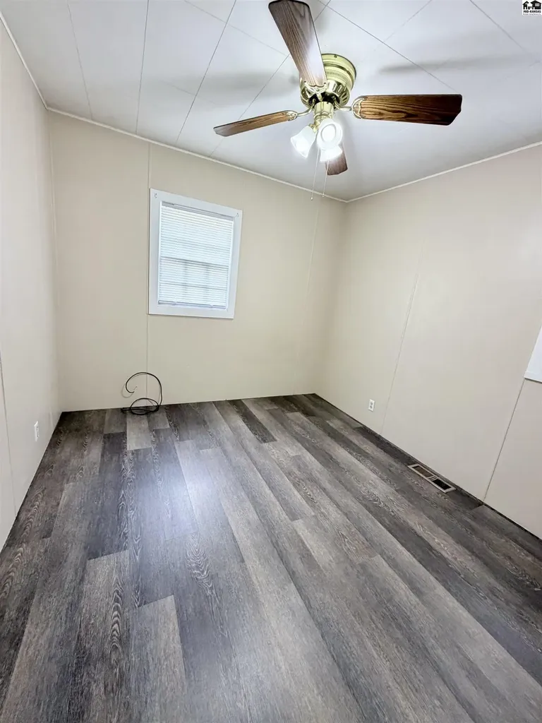 514- 514.5 Eshelman Mcpherson KS 67460