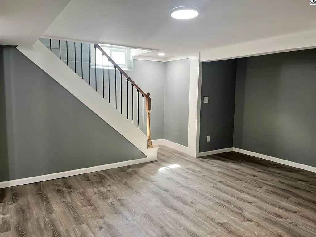 323 W 11th Avenue Hutchinson KS 67501