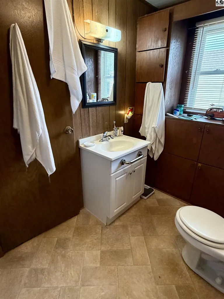1108 S Ash Street Mcpherson KS 67460